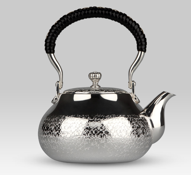 银茶具　银质酒(茶)壶